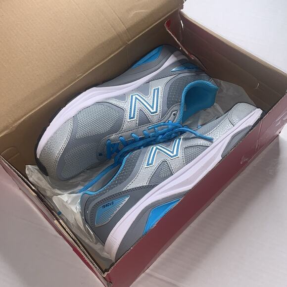 NEW BALANCE Women’s 1540v3 Running Shoes. Grey and Blue.‎ 8.5 4E (XX Wide). - Picture 3 of 16